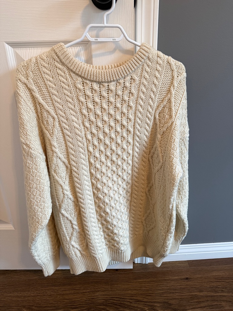 Women's Traditional Crew Neck Aran Sweater Size Large
